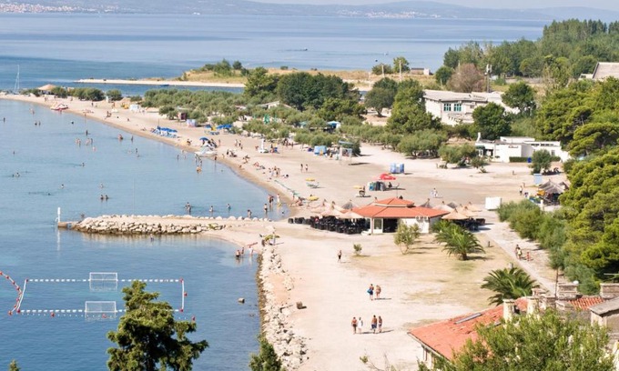 Stanici Casa | Holiday Home in Stanici with Seaview, Balcony, Air condition, WIFI (4698-1)