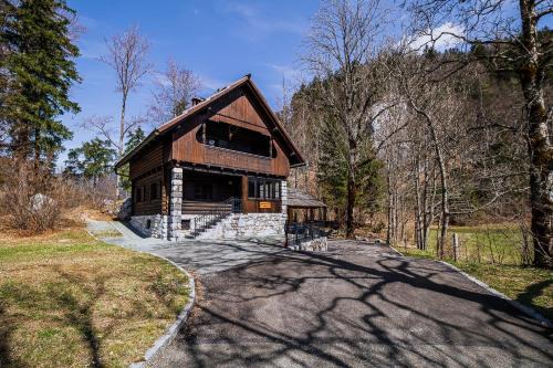 Zgornje Jezersko Casa | Holiday Home Iris