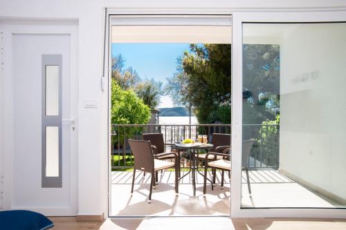 Brodarica Apartamento | Holiday Home Ivana