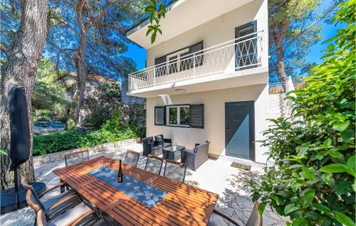 Jadrija Casa | Holiday Home Jadrija Vii, Iii