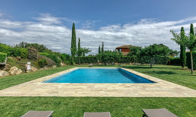 Navata Casa | Casa de vacaciones 'Josi' con piscina compartida, terraza privada y Wi-Fi