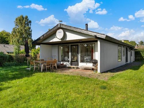 Haarby Casa | Holiday Home Kalle - 400m from the sea by Interhome