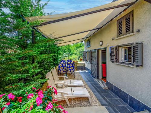 Opric Casa | Holiday Home Karolina by Interhome