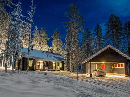 Yllas Casa | Holiday Home Kevätpiippo b by Interhome