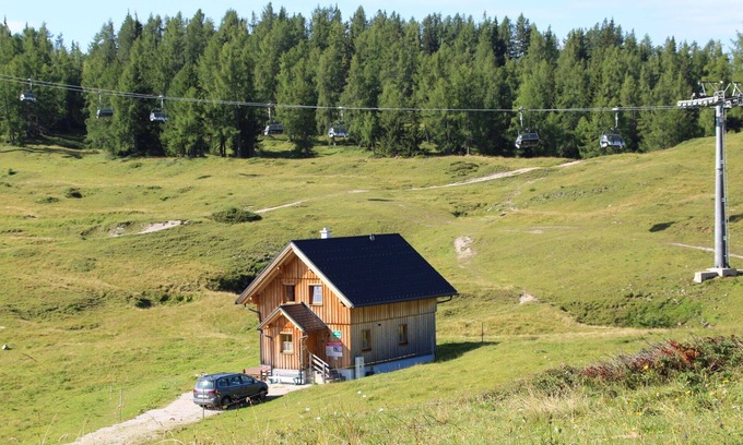 Tauplitz Cabina | Casa de vacaciones 'Kleine Winklerhütte' con vistas a la montaña y jardín privado