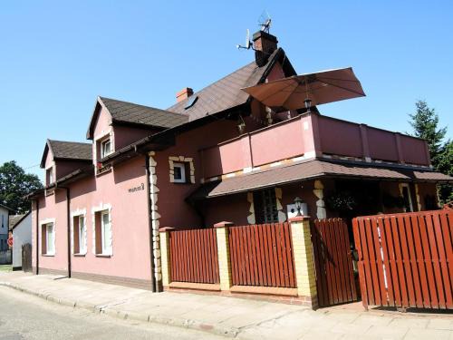 Kolczewo Casa | Holiday Home Ko czewo near Lakes and Forests