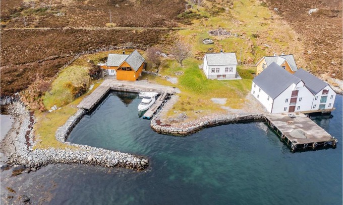 Sande Casa | Holiday Home Kvamsøy Storholmen