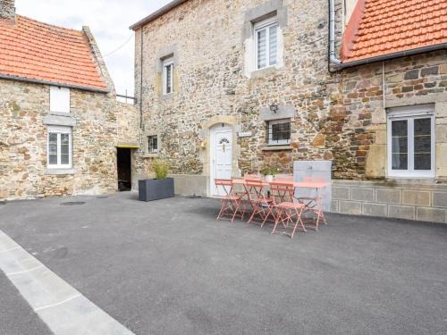 Pirou Casa | Holiday Home L'oyat by Interhome