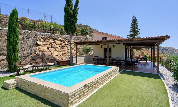 Río Velez Casa | Casa de vacaciones 'La Casita De Mama' con vistas al mar, Wi-Fi y aire acondicionado
