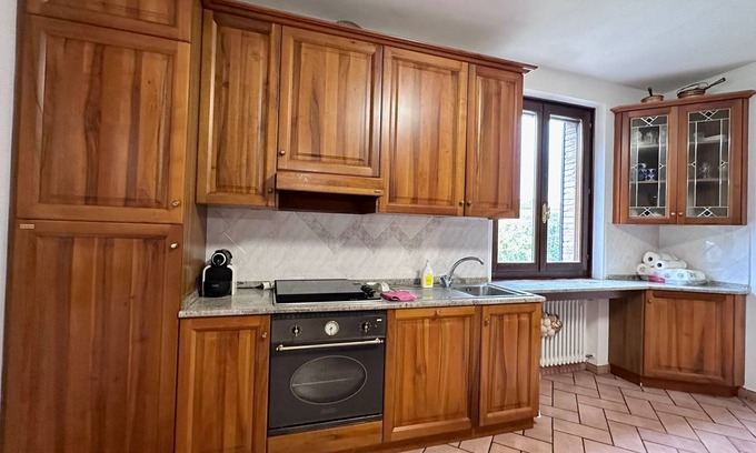 Serramazzoni Casa | Holiday Home "La Casa del Borgo" with Mountain View, Private Terrace & Wi-Fi