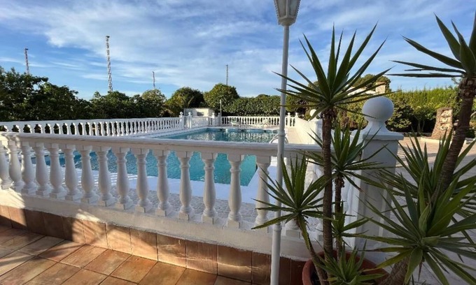 Majada del Moro Casa | Holiday Home 'La Casa De Mama' with Private Pool, Shared Terrace and Wi-Fi