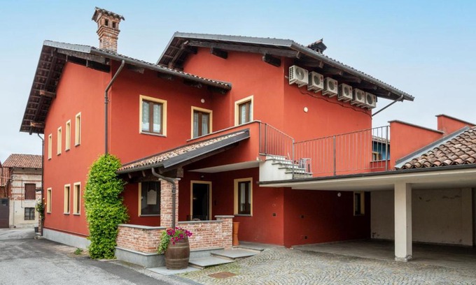 Narzole Casa | Holiday Home La Grotta di Cech by Interhome