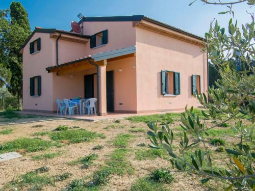 Guardistallo Casa | Holiday Home La Rocchetta by Interhome