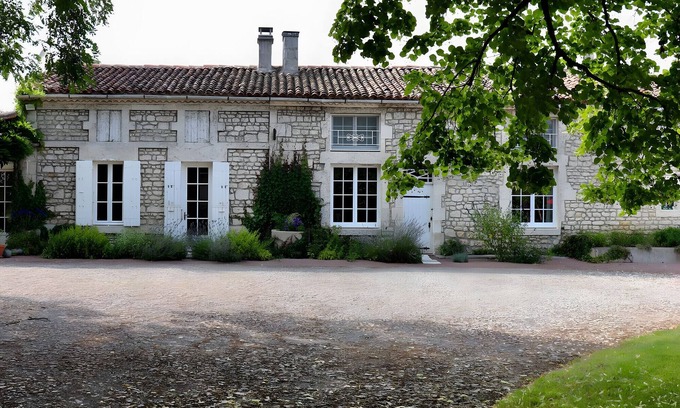 Sainte Gemme Casa | Holiday Home La Saintonge