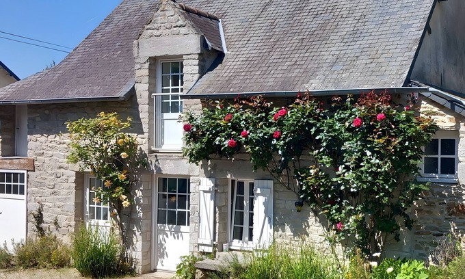 Matignon Casa | Casa de vacaciones 'Le Clos Nalet' con jardín compartido