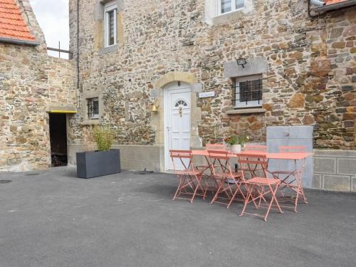 Pirou Casa | Holiday Home Le Coquelicot by Interhome