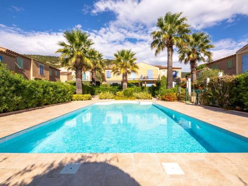 Plan-de-la-Tour Casa | Holiday Home Les Olivades by Interhome