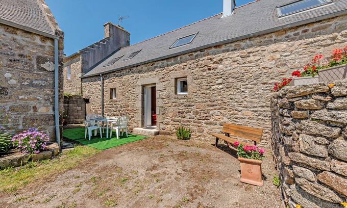 Porspoder Casa | Casa de vacaciones 'Le Gîte Bleu 2' con terraza privada y jardín compartido