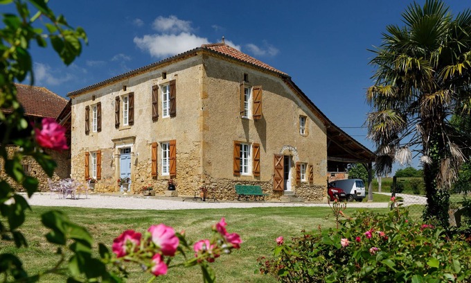 Monlezun Casa | Casa de vacaciones 'Le Guitou' con terraza privada, jardín privado y Wi-Fi