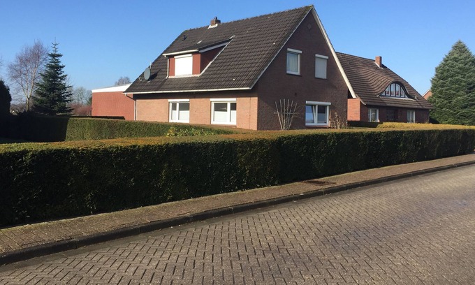 Leezdorf Casa | Holiday home Leezdorf-Ostfriesland