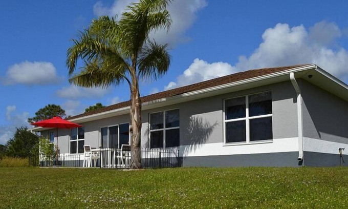Joel Casa | Casa de vacaciones en Lehigh Acres