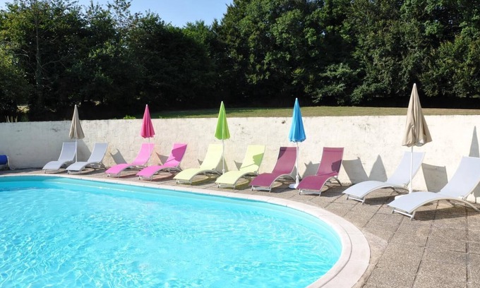 Ploerdut Casa | Casa de vacaciones 'Les 3 Gîtes De Kerlividic' con piscina compartida, jardín compartido y Wi-Fi