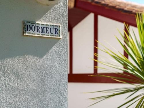 Bidart Casa | Holiday Home Les 7 Nains-5 by Interhome