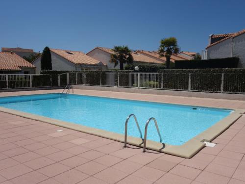Vaux-sur-Mer Casa | Holiday Home Les Jardins de l'Océan-38 by Interhome