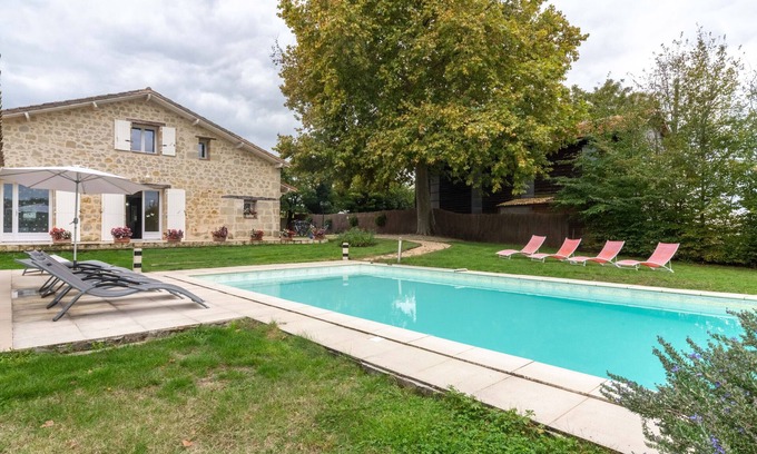 Lavergne Casa | Casa de vacaciones 'Lespiland 4étoiles T Et H Piscine' con piscina privada, terraza privada y Wi-Fi