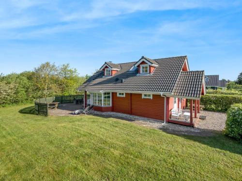 Skaven Strand Casa | Holiday Home Liam - 800m to the fjord by Interhome