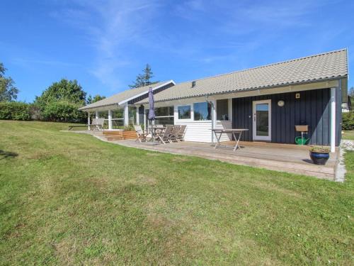 Handrup Strand Casa | Holiday Home Lili - 400m from the sea by Interhome