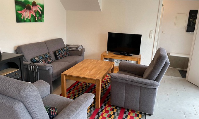 Hage Casa | Casa de vacaciones "Linden" con jardín compartido y Wi-Fi
