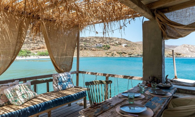Panormos Casa | Casa de vacaciones 'Magical Retreat' con vistas al mar, terraza privada y balcón