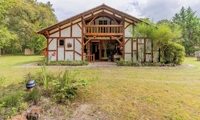 Pissos Casa | Casa de vacaciones 'Maison Landaise' con terraza privada, jardín privado y Wi-Fi