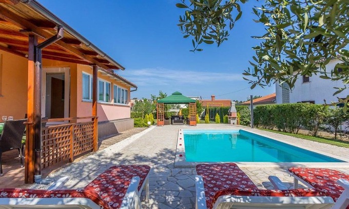 Sikici Casa | Holiday Home Majoli