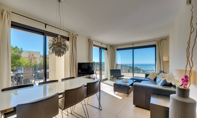 Marbella Casa | Casa de vacaciones "Marbella Luxury Penthouse" con 3 piscinas, jardín y Wi-Fi