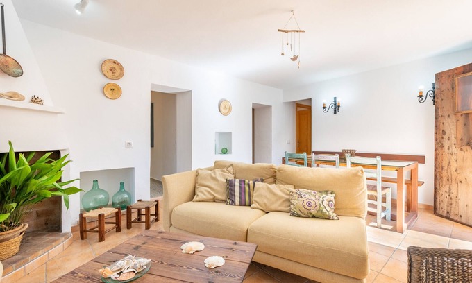 Campos Casa | Casa de vacaciones "Marina de Ses Covetes" con Wi-Fi, terrazas y cerca de la playa Es Trenc