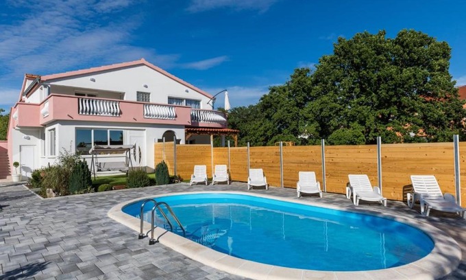Galovac Apartamento | Holiday Home Maroko, with private pool