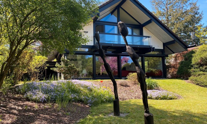 Kagel Casa | Holiday Home 'Mit Ruhe Wasser Licht' with Private Terrace, Private Garden and Wi-Fi