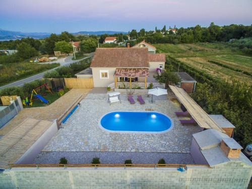 Municipality of Posedarje Casa | Holiday Home near Zadar with Private Pool