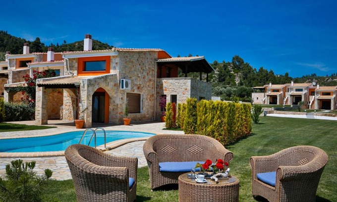 Nea Skioni Casa | Holiday Home Nefeli Family Villa