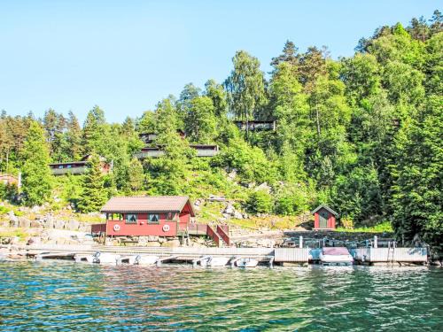 Lyngdal Casa | Holiday Home Neset by Interhome