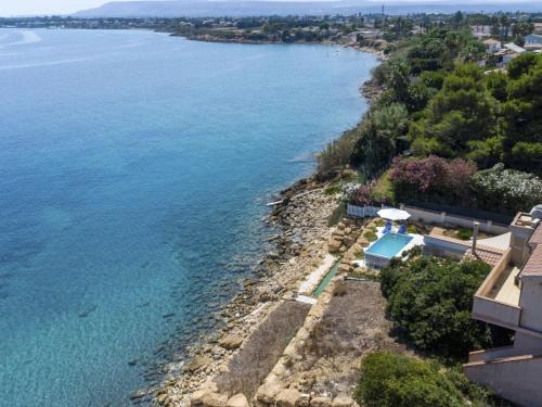 Punta Milocca Casa | Holiday Home Norbert by Interhome