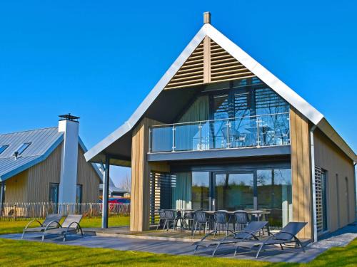 Tholen Casa | Holiday Home Oesterdam Resort by Interhome