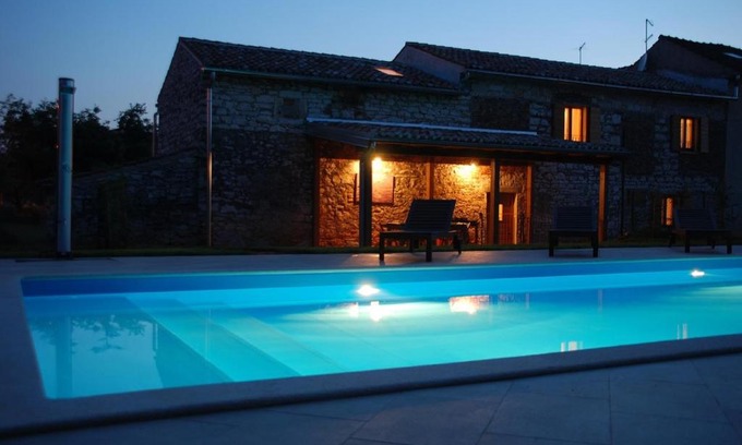 Đuba Casa | Holiday Home Old Barn