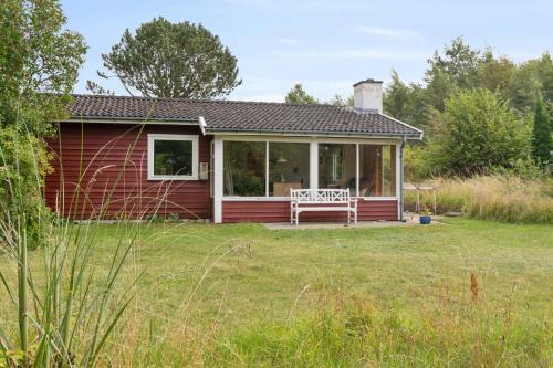 Faarevejle Casa | Holiday Home On Adventurous Plot Near Beach