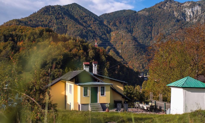 Ebensee Casa | Holiday Home on the hill