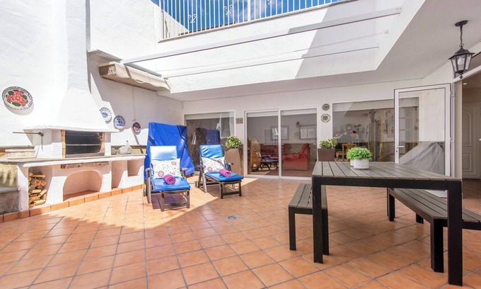 San Fernando Casa | Casa de vacaciones 'Paca' con terraza privada, Wi-Fi y aire acondicionado