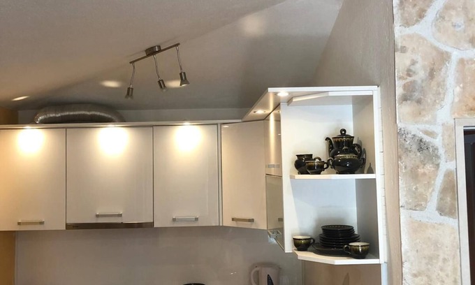Supetar Casa | Holiday Home Pavarotti