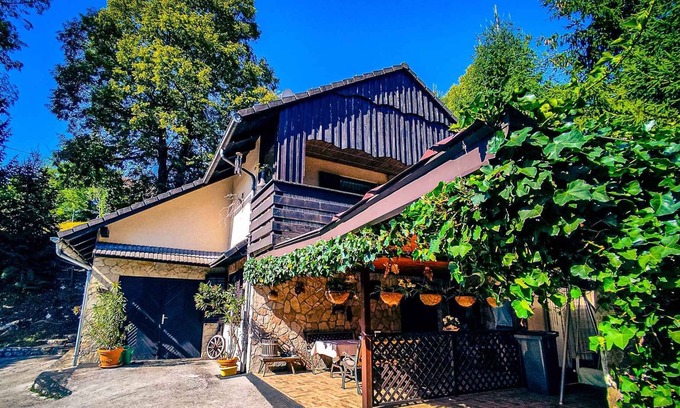 Srednje Grcevje Casa | Casa vacacional ambiente pacifico